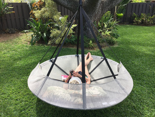 FlowerHouse Hanging Hammock Flying Saucer - no stand - Outdoor Oasis